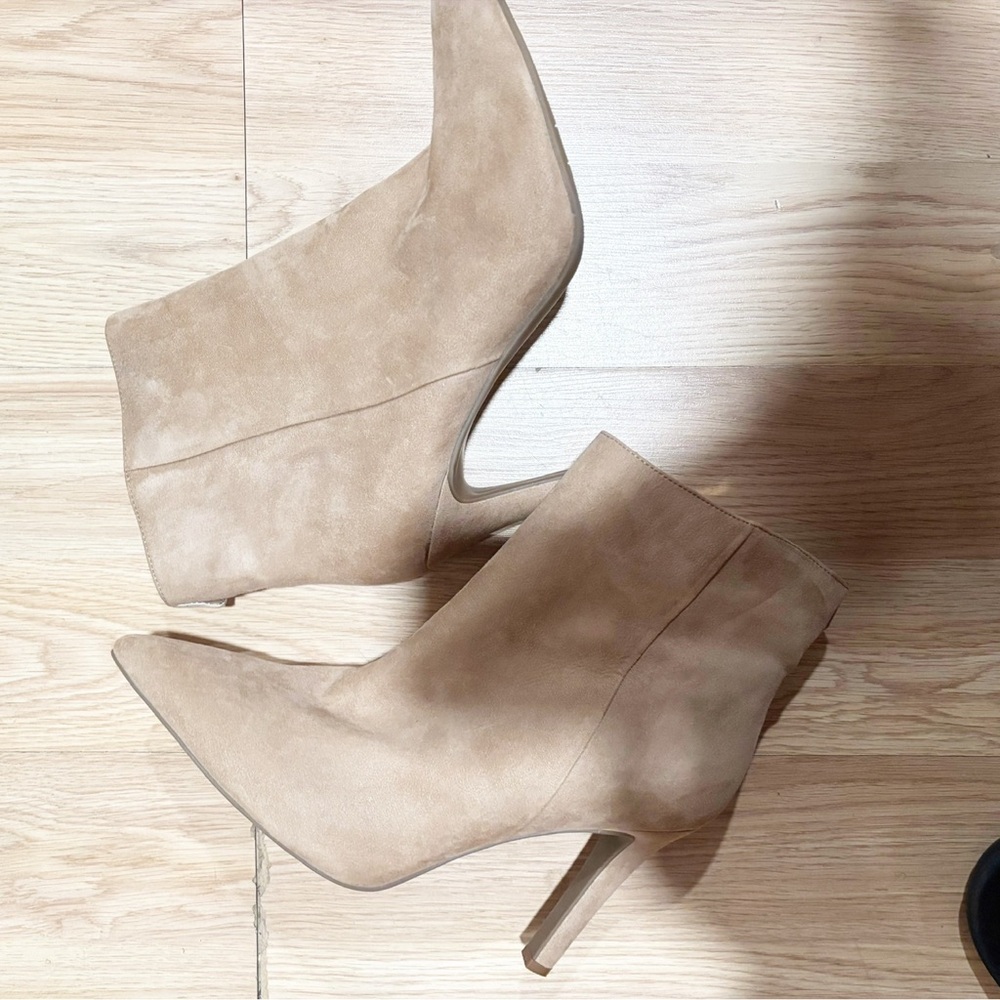 Circus by Sam Edelman Women's Tan Suede‎ Fall Staple Ankle Boots